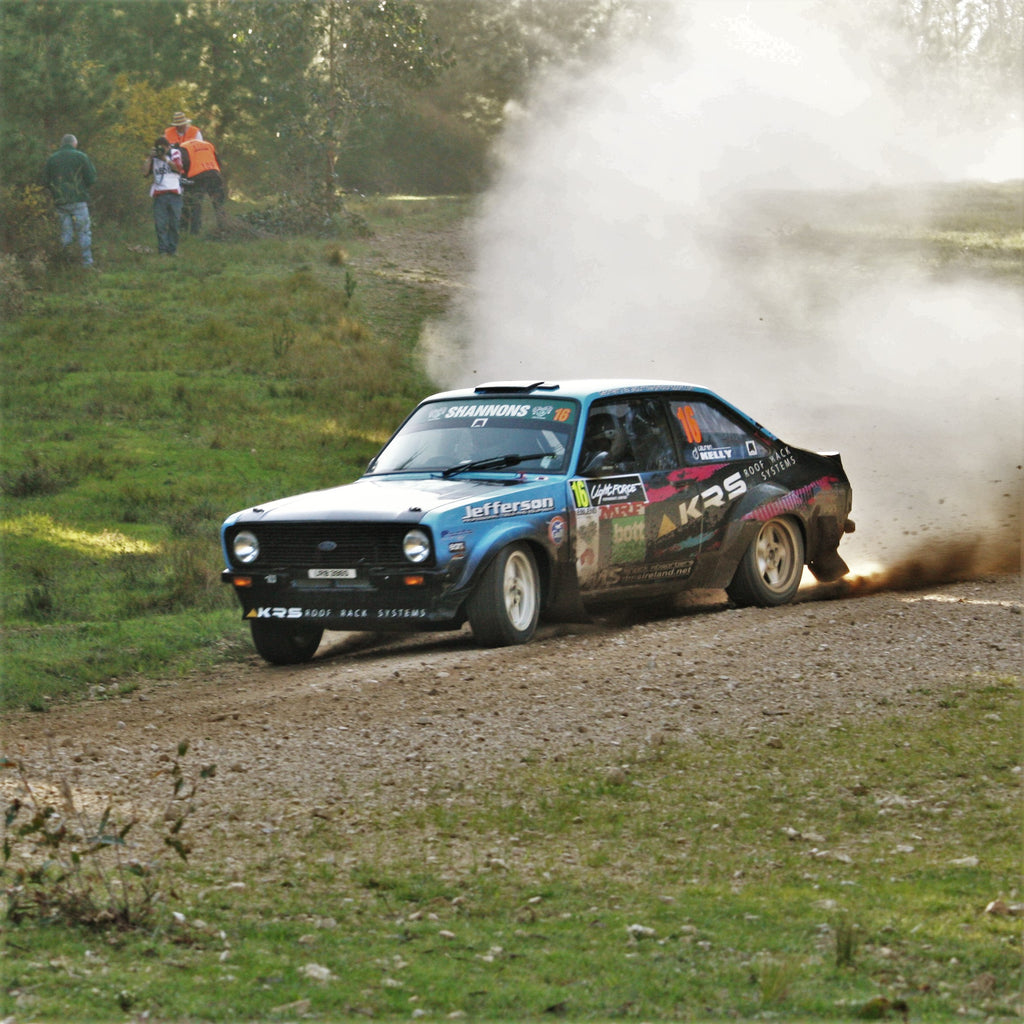 Frank Kelly drives Down Under